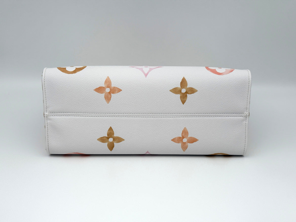 OnTheGo MM Tote Bag Beige