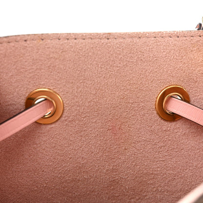 Canvas Bucket Bag mit rosafarbenen Lederdetails