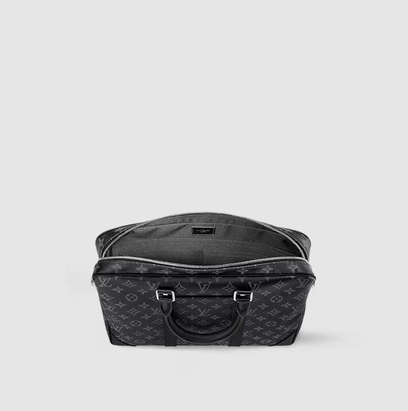 Porte-Documents Voyage PM Monogram Eclipse Originalfoto 3
