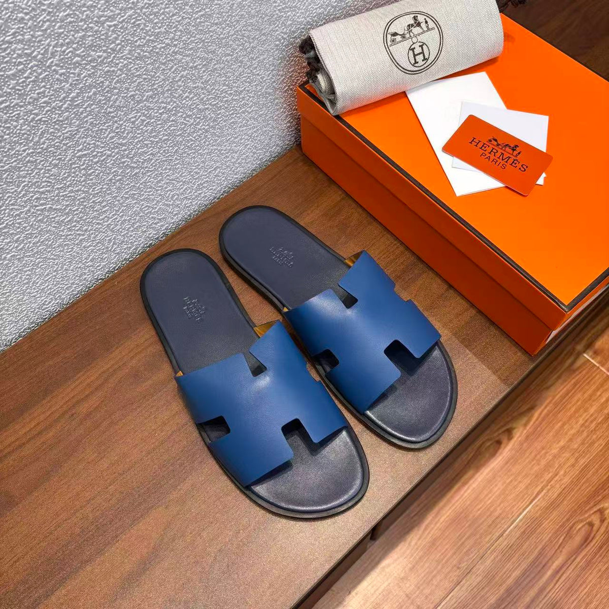 Izmir Herrenpantolette in klassischem Blau – Originalansicht 1