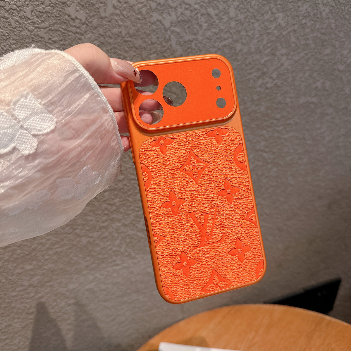 The Tangerine Monogram iPhone Hülle