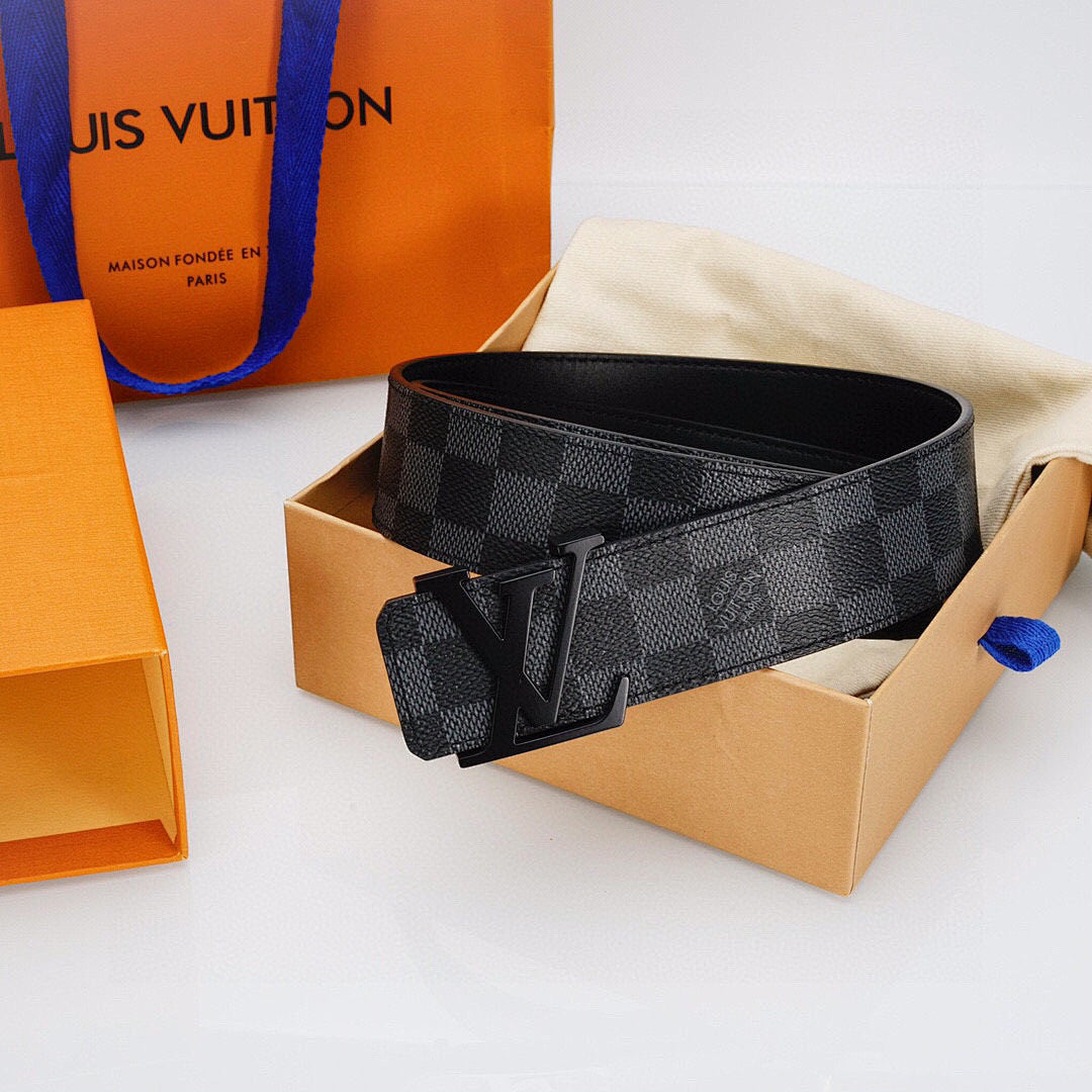 Luxuriös Schwarz Lacquer Buckle Leder Gürtel