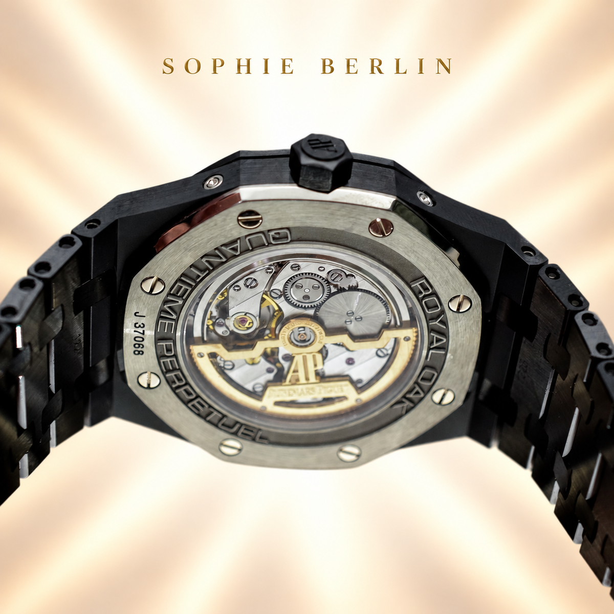 Octavia Armbanduhr – Dunkelgrau mit Mondmotiv – Rückseite und Gehäuseboden