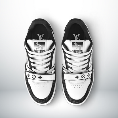 Sneaker Trainer Schwarz – Produktfoto 2