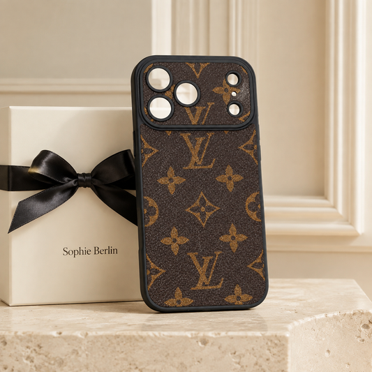Sophie Berlin MagSafe Monogramm-Hülle in Braun für iPhone