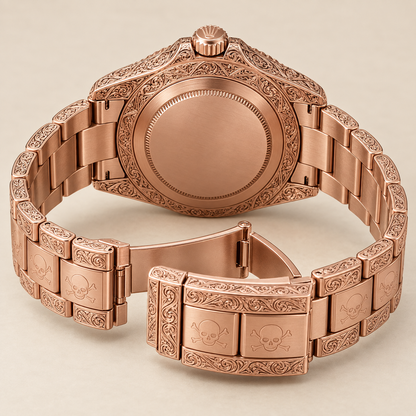 Marinus Gravuruhr, 41 mm, geschlossene roséfarbene Rückseite und geöffnetes Gliederband