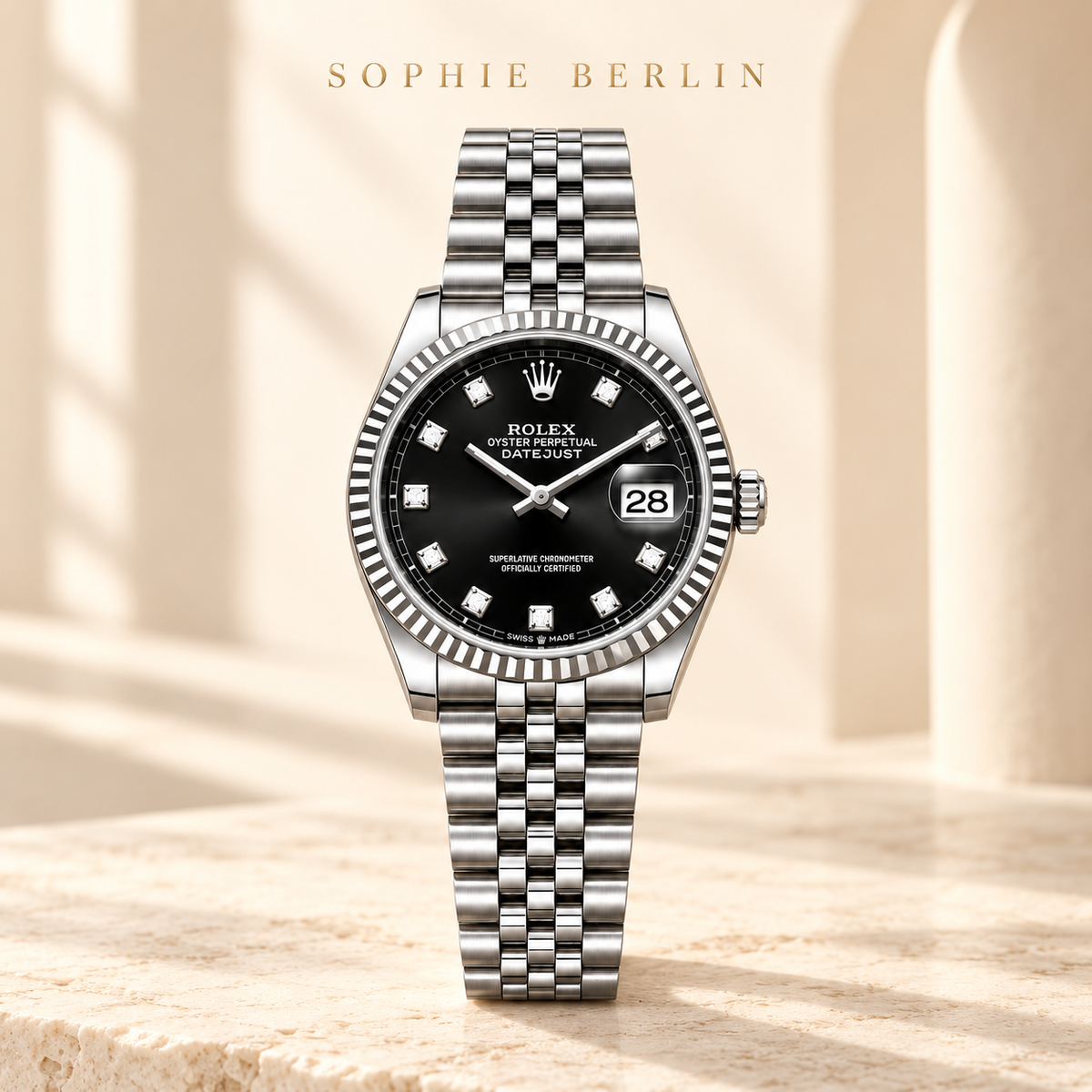 Noir Éclat 36 mm – Sophie Berlin Studioansicht, Silberfarben und Schwarz